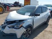 ✅ 2019 Nissan Kicks SV • VIN: 3N1CP5CU0KL543006 • Лот: 42894213. Опубликован ранее на IAAI с пробегом 49 756 миль. Бесплатный доступ к архиву аукционных продаж из США и подробный отчёт об истории автомобиля на DreamBid. Изображение 2.