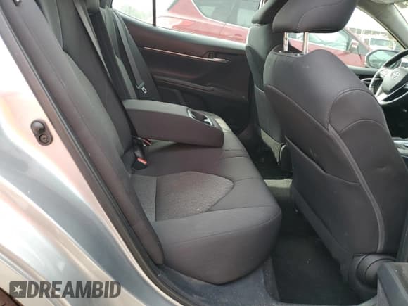 ✅ 2022 Toyota Camry LE • VIN: 4T1R11AK4NU672486 • Лот: 80109675. Опубликован ранее на Copart с пробегом 49 291 миль. Бесплатный доступ к архиву аукционных продаж из США и подробный отчёт об истории автомобиля на DreamBid. Изображение 10.