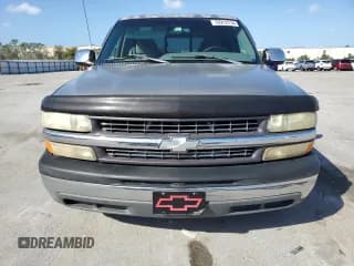 ✅ 2000 Chevrolet Silverado 1500 LS • VIN: 2GCEC19T1Y1120454 • Лот: 76912774. Опубликован ранее на Copart с пробегом 111 030 миль. Бесплатный доступ к архиву аукционных продаж из США и подробный отчёт об истории автомобиля на DreamBid. Изображение 5.