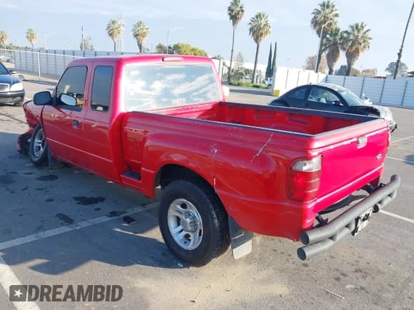 ✅ 2002 Ford Ranger XL • VIN: 1FTYR14E72PB59838 • Lot: 43740534. Wystawiony na IAAI z przebiegiem 228 213 mil. Bezpłatny archiwum sprzedaży aukcyjnych z USA i szczegółowy raport historii pojazdu na DreamBid. Zdjęcie 3.