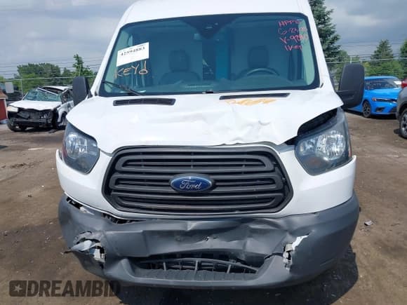 ✅ 2016 Ford Transit Cargo • VIN: 1FTYR1CM1GKB39890 • Lot: 42594883. Listed on IAAI with 123,312 mi. Free auction sales archive from the USA and detailed vehicle history report at DreamBid. Image 6.
