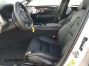 ✅ 2024 Volvo S90 Recharge Plug-In Hybrid Ultimate • VIN: LVYH60AF9RP401077 • Лот: 80315544. Опубликован ранее на Copart с пробегом 248 миль. Бесплатный доступ к архиву аукционных продаж из США и подробный отчёт об истории автомобиля на DreamBid. Изображение 7.