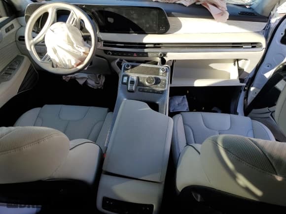 ✅ 2024 Hyundai Palisade Calligraphy • VIN: KM8R7DGEXRU745237 • Лот: 46177755. Опубликован ранее на Copart с пробегом 9 371 миль. Бесплатный доступ к архиву аукционных продаж из США и подробный отчёт об истории автомобиля на DreamBid. Изображение 8.