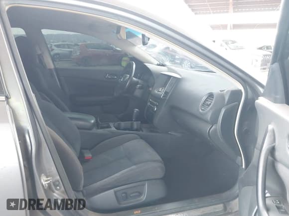 ✅ 2014 Nissan Maxima SV • VIN: 1N4AA5AP4EC462762 • Lot: 43512292. Listed on IAAI with 198,639 mi. Free auction sales archive from the USA and detailed vehicle history report at DreamBid. Image 5.