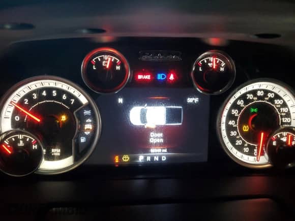 2018 Ram 1500 Big Horn with VIN 1C6RR7TT7JS168646, listed as a Copart auction lot 85097825 with 96,949 mi miles and Salvage title. Bid and sale history available at DreamBid. Image 9.