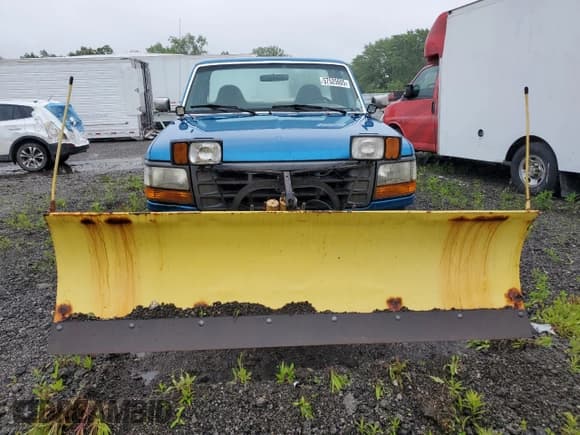 ✅ 1996 Ford F-250 • VIN: 2FTHF26H7TCA30362 • Lot: 57525605. Listed on Copart with Not provided. Free auction sales archive from the USA and detailed vehicle history report at DreamBid. Image 5.