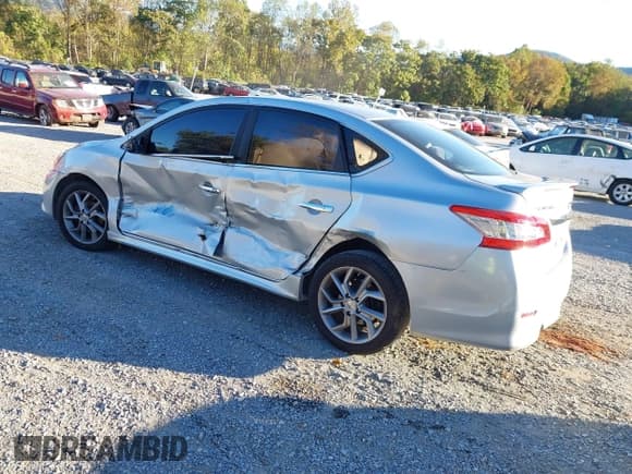 ✅ 2015 Nissan Sentra S • VIN: 3N1AB7AP4FY226398 • Lot: 43448232. Wystawiony na IAAI z przebiegiem 142 655 mil. Bezpłatny archiwum sprzedaży aukcyjnych z USA i szczegółowy raport historii pojazdu na DreamBid. Zdjęcie 3.