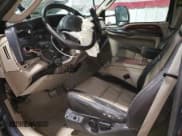 ✅ 2005 Ford Excursion Eddie Bauer • VIN: 1FMSU45P35ED41375 • Lot: 72647024. Wystawiony na Copart z przebiegiem Nie podano. Bezpłatny archiwum sprzedaży aukcyjnych z USA i szczegółowy raport historii pojazdu na DreamBid. Zdjęcie 7.