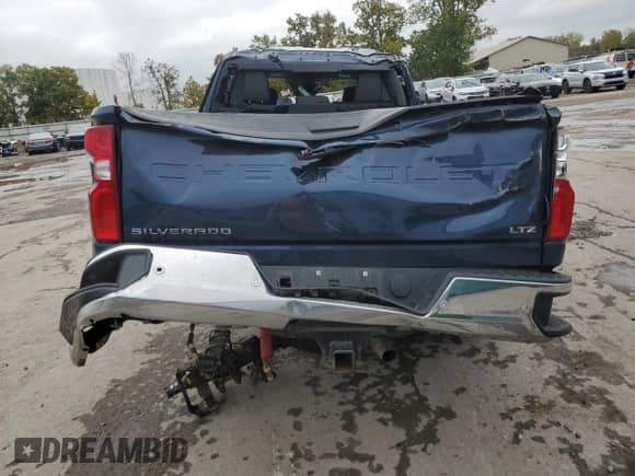2022 Chevrolet Silverado 2500HD LTZ with VIN 2GC4YPEY9N1243240, listed as a Copart auction lot 81690225 with Not provided miles and Non repairable. Bid and sale history available at DreamBid. Image 6.
