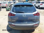 ✅ 2022 Mazda MX-30 Premium Plus • VIN: JM1DRADB1N0100219 • Lot: 42185308. Wystawiony na IAAI z przebiegiem 28 081 mil. Bezpłatny archiwum sprzedaży aukcyjnych z USA i szczegółowy raport historii pojazdu na DreamBid. Zdjęcie 17.