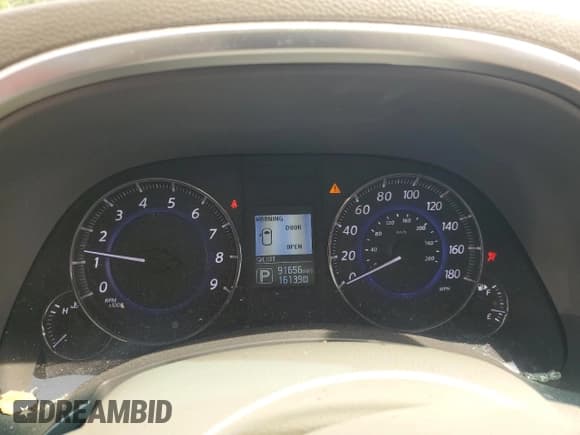 ✅ 2015 Infiniti QX70 • VIN: JN8CS1MU0FM381512 • Lot: 58560475. Listed on Copart with 91,656 mi. Free auction sales archive from the USA and detailed vehicle history report at DreamBid. Image 9.