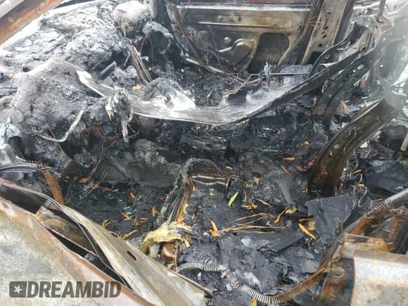 ✅ 2015 Chevrolet Traverse LT • VIN: 1GNKVGKD0FJ363136 • Lot: 90219435. Wystawiony na Copart z przebiegiem Nie podano. Bezpłatny archiwum sprzedaży aukcyjnych z USA i szczegółowy raport historii pojazdu na DreamBid. Zdjęcie 7.