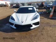 ✅ 2023 Chevrolet Corvette 1LT • VIN: 1G1YA2D48P5130350 • Lot: 41679244. Wystawiony na IAAI z przebiegiem 7 927 mil. Bezpłatny archiwum sprzedaży aukcyjnych z USA i szczegółowy raport historii pojazdu na DreamBid. Zdjęcie 12.