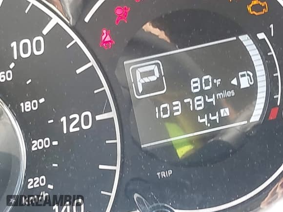 ✅ 2016 Nissan Note SV • VIN: 3N1CE2CP2GL392630 • Lot: 42262288. Listed on IAAI with 103,784 mi. Free auction sales archive from the USA and detailed vehicle history report at DreamBid. Image 16.