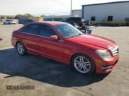 ✅ 2012 Mercedes-Benz C 250 Sport • VIN: WDDGF4HB3CR226050 • Lot: 92376215. Wystawiony na Copart z przebiegiem 122 426 mil. Bezpłatny archiwum sprzedaży aukcyjnych z USA i szczegółowy raport historii pojazdu na DreamBid. Zdjęcie 4.