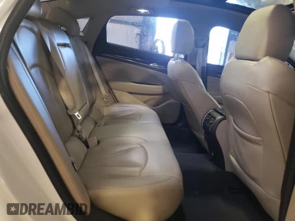 ✅ 2017 Buick LaCrosse Essence • VIN: 1G4ZP5SS4HU166634 • Lot: 68745844. Wystawiony na Copart z przebiegiem 60 296 mil. Bezpłatny archiwum sprzedaży aukcyjnych z USA i szczegółowy raport historii pojazdu na DreamBid. Zdjęcie 10.