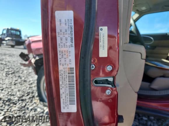 ✅ 2015 Jeep Patriot Sport • VIN: 1C4NJPBA5FD185472 • Lot: 91779455. Wystawiony na Copart z przebiegiem 164 927 mil. Bezpłatny archiwum sprzedaży aukcyjnych z USA i szczegółowy raport historii pojazdu na DreamBid. Zdjęcie 12.