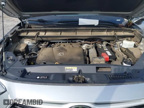 ✅ 2020 Toyota Highlander L • VIN: 5TDCZRAH8LS504468 • Lot: 43759492. Wystawiony na IAAI z przebiegiem 67 595 mil. Bezpłatny archiwum sprzedaży aukcyjnych z USA i szczegółowy raport historii pojazdu na DreamBid. Zdjęcie 10.