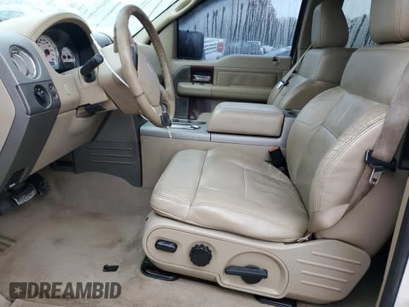 ✅ 2007 Ford F-150 XLT • VIN: 1FTPX14V57FA01142 • Лот: 90461295. Опубликован ранее на Copart с пробегом 112 839 миль. Бесплатный доступ к архиву аукционных продаж из США и подробный отчёт об истории автомобиля на DreamBid. Изображение 7.