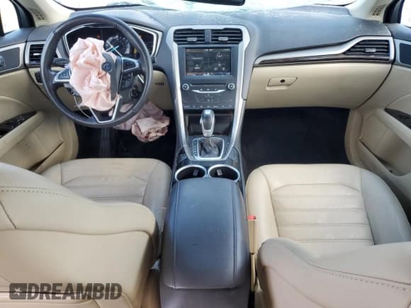 ✅ 2013 Ford Fusion SE Hybrid • VIN: 3FA6P0LU4DR368875 • Lot: 82259635. Wystawiony na Copart z przebiegiem 103 163 mil. Bezpłatny archiwum sprzedaży aukcyjnych z USA i szczegółowy raport historii pojazdu na DreamBid. Zdjęcie 8.