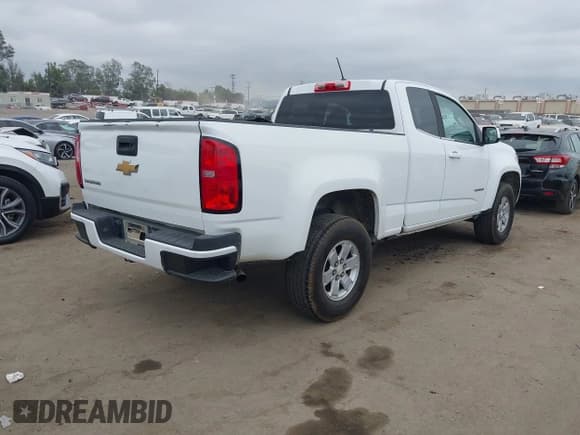 ✅ 2019 Chevrolet Colorado 2WD Work Truck • VIN: 1GCHSBEAXK1175704 • Lot: 43322181. Wystawiony na IAAI z przebiegiem 223 562 mil. Bezpłatny archiwum sprzedaży aukcyjnych z USA i szczegółowy raport historii pojazdu na DreamBid. Zdjęcie 4.