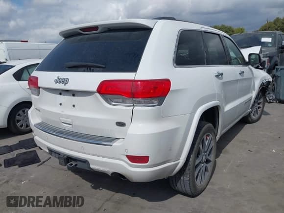✅ 2017 Jeep Grand Cherokee Overland • VIN: 1C4RJFCG2HC942478 • Lot: 43300072. Listed on IAAI with Not provided. Free auction sales archive from the USA and detailed vehicle history report at DreamBid. Image 4.