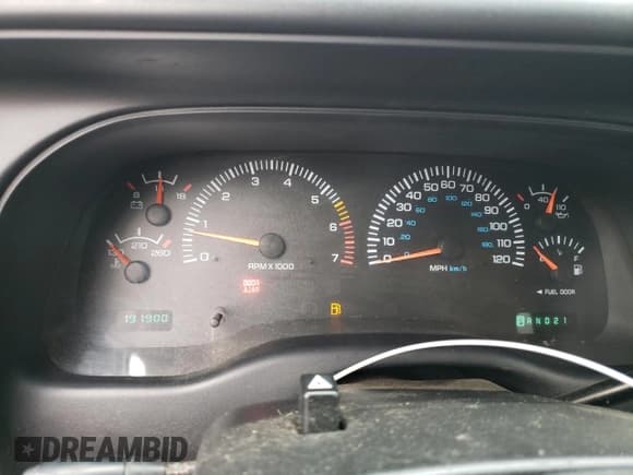 ✅ 2000 Dodge Dakota Sport • VIN: 1B7GG2AN9YS760105 • Lot: 51023545. Wystawiony na Copart z przebiegiem 191 900 mil. Bezpłatny archiwum sprzedaży aukcyjnych z USA i szczegółowy raport historii pojazdu na DreamBid. Zdjęcie 9.