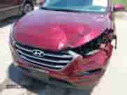 2017 Hyundai Tucson SE Plus z VIN KM8J33A46HU433272, wystawiony jako IAAI lot #42660030 z przebiegiem 58 517 mil mil oraz . Historia ofert i sprzedaży dostępna na DreamBid. Obrazek 6.