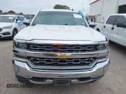 ✅ 2018 Chevrolet Silverado 1500 LTZ • VIN: 3GCUKSEC0JG279568 • Lot: 42555167. Wystawiony na IAAI z przebiegiem 108 238 mil. Bezpłatny archiwum sprzedaży aukcyjnych z USA i szczegółowy raport historii pojazdu na DreamBid. Zdjęcie 12.