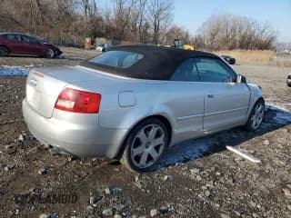 ✅ 2005 Audi S4 • VIN: WUARL48H95K902337 • Lot: 88674915. Wystawiony na Copart z przebiegiem 166 723 mil. Bezpłatny archiwum sprzedaży aukcyjnych z USA i szczegółowy raport historii pojazdu na DreamBid. Zdjęcie 3.