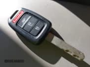 ✅ 2018 Honda HR-V LX • VIN: 3CZRU6H38JG716570 • Лот: 43452723. Опубликован ранее на IAAI с пробегом 78 254 миль. Бесплатный доступ к архиву аукционных продаж из США и подробный отчёт об истории автомобиля на DreamBid. Изображение 11.