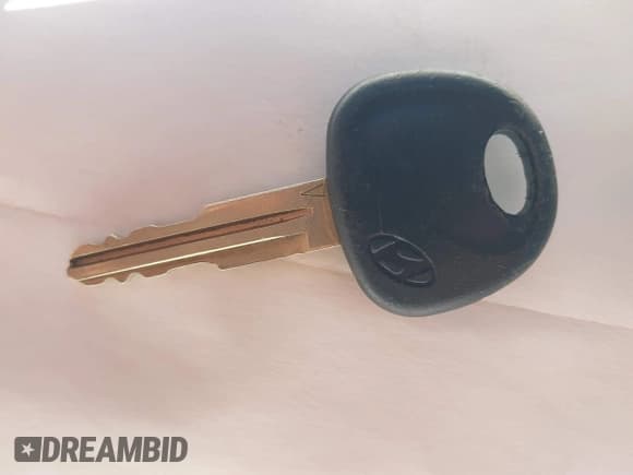 ✅ 2009 Hyundai Accent Auto GS • VIN: KMHCM36C49U110314 • Лот: 41583592. Опубликован ранее на IAAI с пробегом 161 528 миль. Бесплатный доступ к архиву аукционных продаж из США и подробный отчёт об истории автомобиля на DreamBid. Изображение 11.