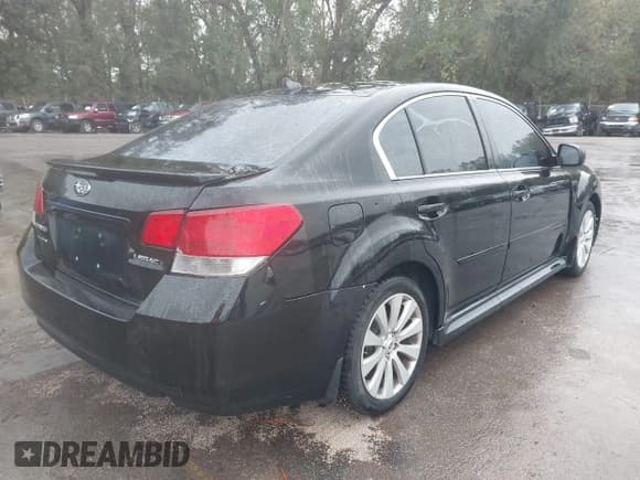 ✅ 2012 Subaru Legacy Limited • VIN: 4S3BMCK69C3016264 • Lot: 43522093. Wystawiony na IAAI z przebiegiem 163 423 mil. Bezpłatny archiwum sprzedaży aukcyjnych z USA i szczegółowy raport historii pojazdu na DreamBid. Zdjęcie 4.