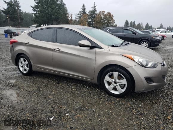 ✅ 2013 Hyundai Elantra GLS • VIN: 5NPDH4AE2DH332526 • Lot: 91492815. Listed on Copart with 152,298 mi. Free auction sales archive from the USA and detailed vehicle history report at DreamBid. Image 4.