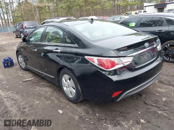 ✅ 2012 Hyundai Sonata Hybrid • VIN: KMHEC4A42CA025451 • Lot: 41740913. Listed on IAAI with 142,747 mi. Free auction sales archive from the USA and detailed vehicle history report at DreamBid. Image 3.