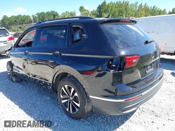 ✅ 2024 Volkswagen Tiguan S • VIN: 3VVRB7AX9RM113348 • Лот: 43115150. Опубликован ранее на IAAI с пробегом 9 065 миль. Бесплатный доступ к архиву аукционных продаж из США и подробный отчёт об истории автомобиля на DreamBid. Изображение 3.