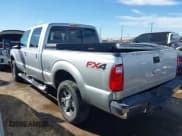 ✅ 2012 Ford F-250 XL • VIN: 1FT7W2B65CEC25578 • Lot: 43572341. Wystawiony na IAAI z przebiegiem 190 608 mil. Bezpłatny archiwum sprzedaży aukcyjnych z USA i szczegółowy raport historii pojazdu na DreamBid. Zdjęcie 3.