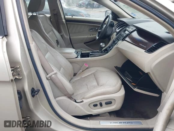 ✅ 2010 Ford Taurus Limited • VIN: 1FAHP2FW6AG103931 • Лот: 43865912. Опубликован ранее на IAAI с пробегом 189 104 миль. Бесплатный доступ к архиву аукционных продаж из США и подробный отчёт об истории автомобиля на DreamBid. Изображение 5.