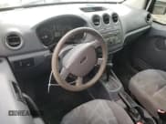 ✅ 2011 Ford Transit Connect XLT • VIN: NM0LS6BN3BT074305 • Lot: 56294325. Wystawiony na Copart z przebiegiem 228 128 mil. Bezpłatny archiwum sprzedaży aukcyjnych z USA i szczegółowy raport historii pojazdu na DreamBid. Zdjęcie 8.