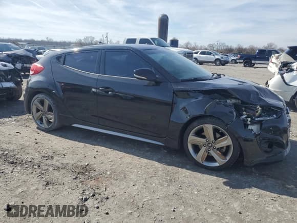✅ 2013 Hyundai Veloster Turbo • VIN: KMHTC6AE8DU102612 • Lot: 43311705. Wystawiony na Copart z przebiegiem 95 832 mil. Bezpłatny archiwum sprzedaży aukcyjnych z USA i szczegółowy raport historii pojazdu na DreamBid. Zdjęcie 4.