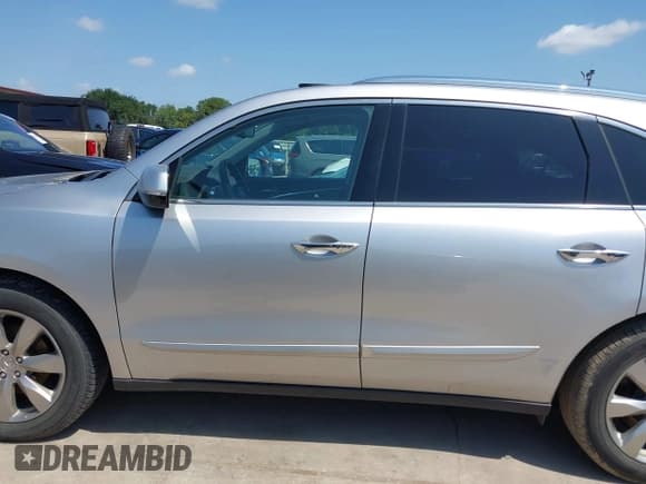 ✅ 2014 Acura MDX Advance • VIN: 5FRYD3H80EB020095 • Lot: 42505258. Wystawiony na IAAI z przebiegiem 194 677 mil. Bezpłatny archiwum sprzedaży aukcyjnych z USA i szczegółowy raport historii pojazdu na DreamBid. Zdjęcie 13.