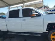 ✅ 2019 Chevrolet Silverado 2500HD LT • VIN: 1GC1KSEY5KF119090 • Лот: 41616445. Опубликован ранее на IAAI с пробегом 49 518 миль. Бесплатный доступ к архиву аукционных продаж из США и подробный отчёт об истории автомобиля на DreamBid. Изображение 14.