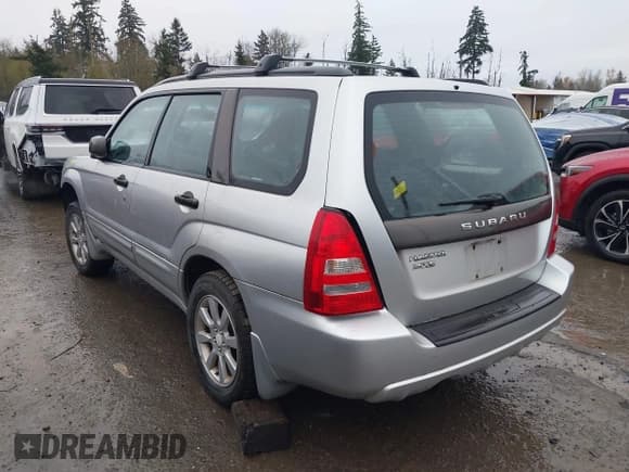 ✅ 2005 Subaru Forester XS • VIN: JF1SG65675H736081 • Lot: 43834889. Listed on IAAI with Not provided. Free auction sales archive from the USA and detailed vehicle history report at DreamBid. Image 3.