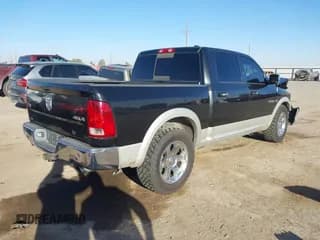 ✅ 2010 Dodge 1500 Laramie • VIN: 1D7RV1CT2AS186270 • Lot: 41667246. Wystawiony na IAAI z przebiegiem 220 976 mil. Bezpłatny archiwum sprzedaży aukcyjnych z USA i szczegółowy raport historii pojazdu na DreamBid. Zdjęcie 4.