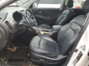 ✅ 2016 Kia Sportage EX • VIN: KNDPCCAC2G7868700 • Lot: 93365125. Wystawiony na Copart z przebiegiem 136 641 mil. Bezpłatny archiwum sprzedaży aukcyjnych z USA i szczegółowy raport historii pojazdu na DreamBid. Zdjęcie 7.