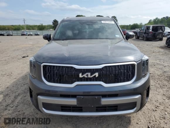 ✅ 2023 Kia Telluride EX • VIN: 5XYP34GC1PG362646 • Lot: 53872425. Listed on Copart with 21,100 mi. Free auction sales archive from the USA and detailed vehicle history report at DreamBid. Image 5.