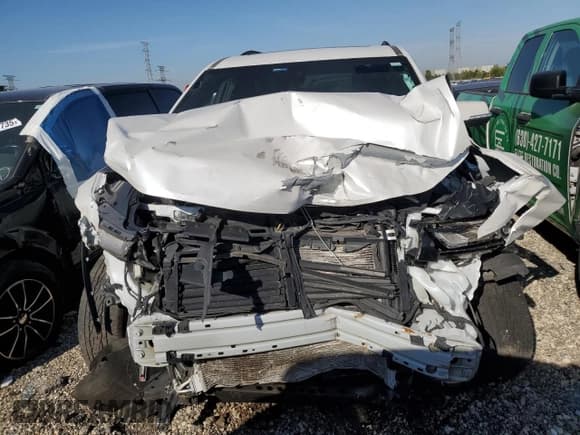 ✅ 2022 Chevrolet Traverse LT • VIN: 1GNERHKW8NJ115627 • Lot: 81198575. Wystawiony na Copart z przebiegiem Nie podano. Bezpłatny archiwum sprzedaży aukcyjnych z USA i szczegółowy raport historii pojazdu na DreamBid. Zdjęcie 5.