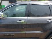 ✅ 2018 Jeep Grand Cherokee Limited • VIN: 1C4RJFBG1JC246007 • Lot: 42400511. Wystawiony na IAAI z przebiegiem 63 109 mil. Bezpłatny archiwum sprzedaży aukcyjnych z USA i szczegółowy raport historii pojazdu na DreamBid. Zdjęcie 14.