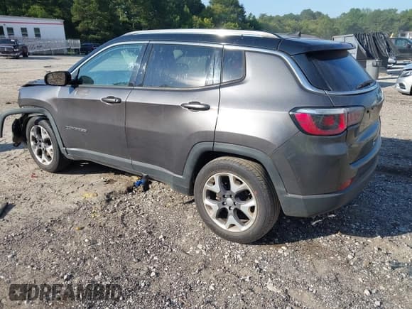 ✅ 2020 Jeep Compass Limited • VIN: 3C4NJCCB1LT140664 • Lot: 42975005. Listed on IAAI with 96,399 mi. Free auction sales archive from the USA and detailed vehicle history report at DreamBid. Image 3.