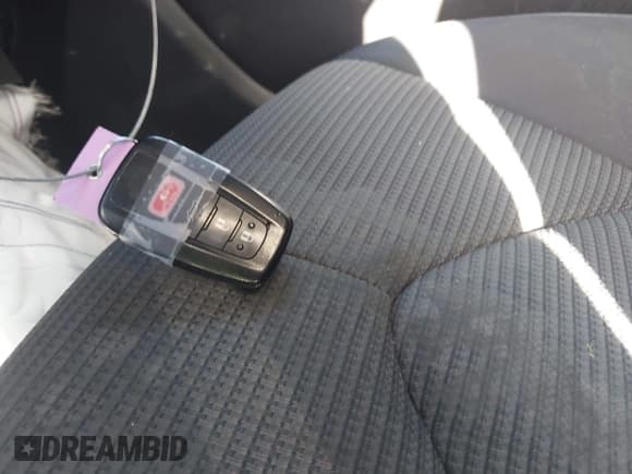 ✅ 2022 Toyota Highlander LE • VIN: 5TDZZRAH1NS132002 • Лот: 41131035. Опубликован ранее на IAAI с пробегом 57 994 миль. Бесплатный доступ к архиву аукционных продаж из США и подробный отчёт об истории автомобиля на DreamBid. Изображение 11.